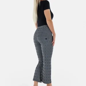 WR.UP Push-Up High Waist Flare 7/8 Pant - Prince of Galles