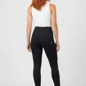 WR.UP Push-Up Super High Waist Skinny Denim Jeans - Denim Black - Black Seam