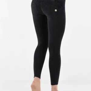 WR.UP Push-Up Button High Waist Skinny 7/8 Denim Jeans - Denim Black - Black Seam
