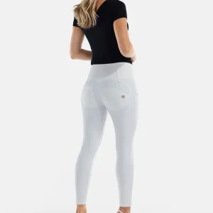 WR.UP Push-Up Button High Waist Skinny 7/8 Vegan Leather Pant - White