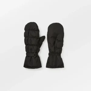 Padded Nylona Mitten