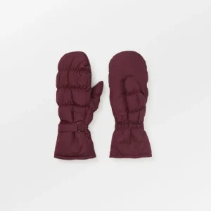 Padded Nylona Mitten