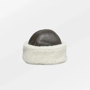 Dora Smooth Shearling Hat
